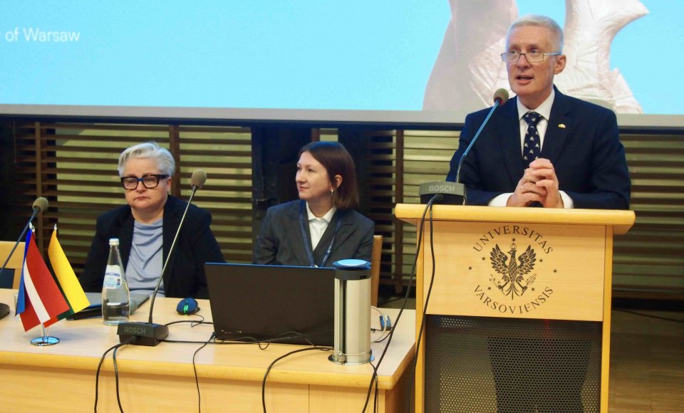 Ambasadorius V. Sarapinas pasveikino XIII tarptautinės Baltijos šalių studentų konferencijos „Bridges in the Baltics“ dalyvius